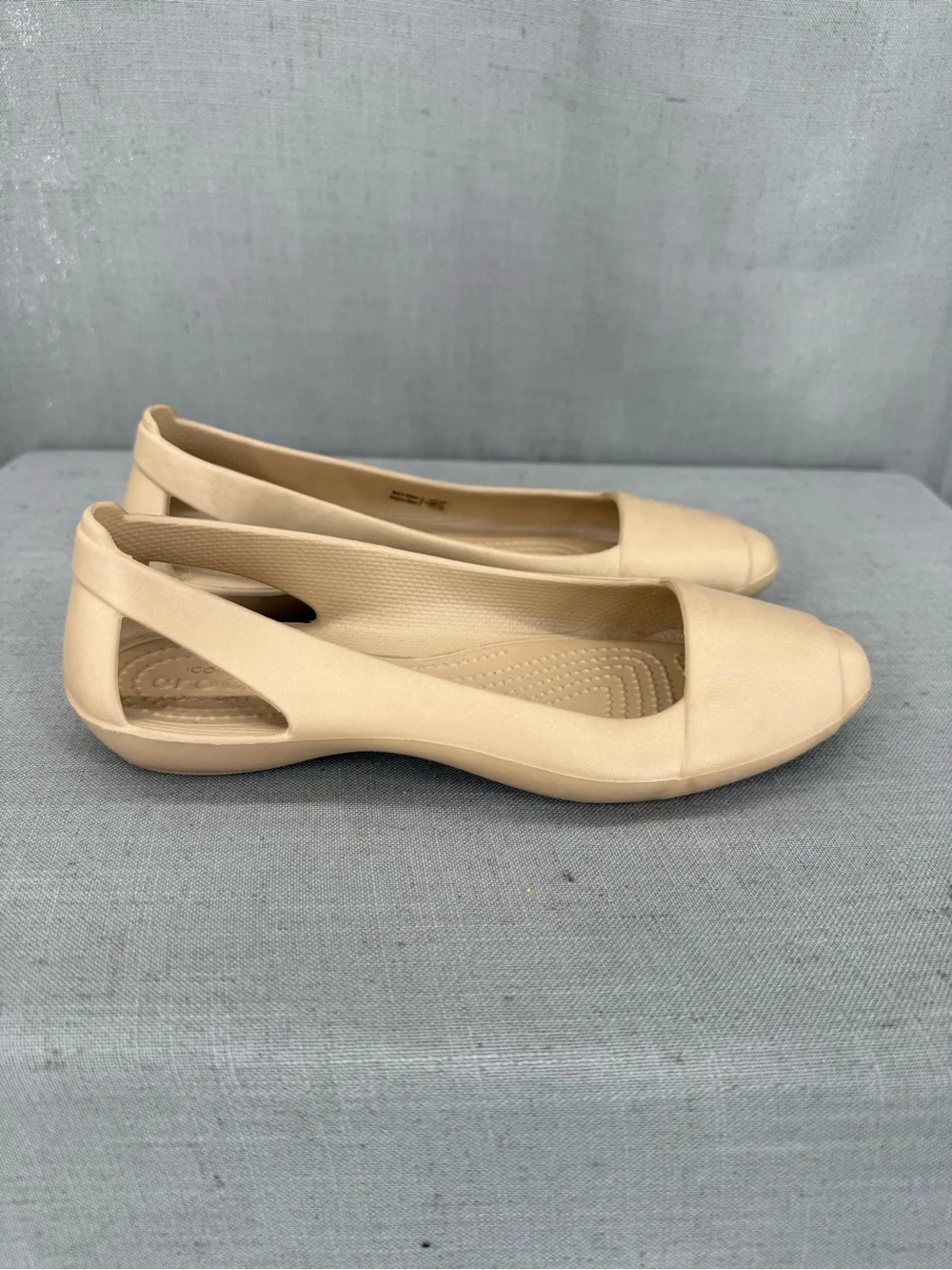 Crocs Sienna Bronze Shiny Casual Ballerina Slip On Flats Shoes Women's Size 5